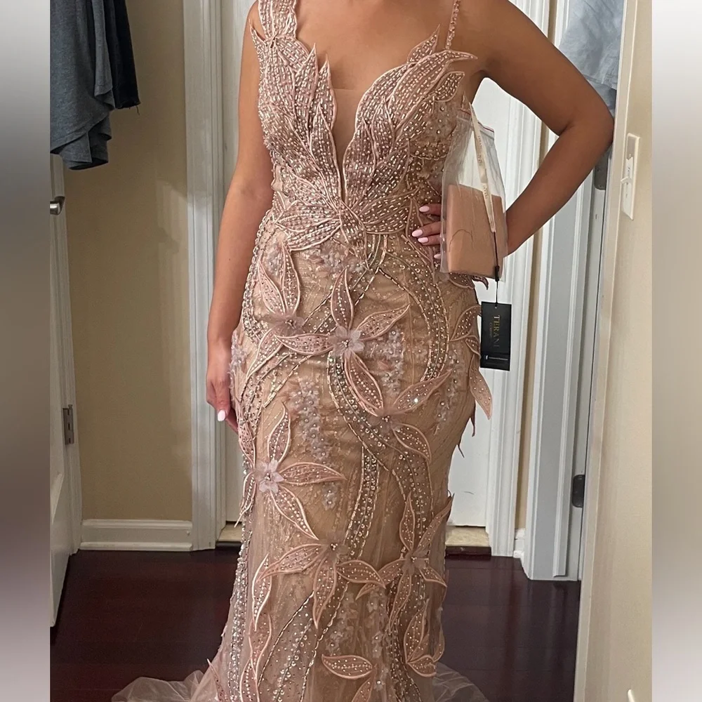 BEAUTIFUL TERANI COUTURE evening gown - Picture 2 of 4